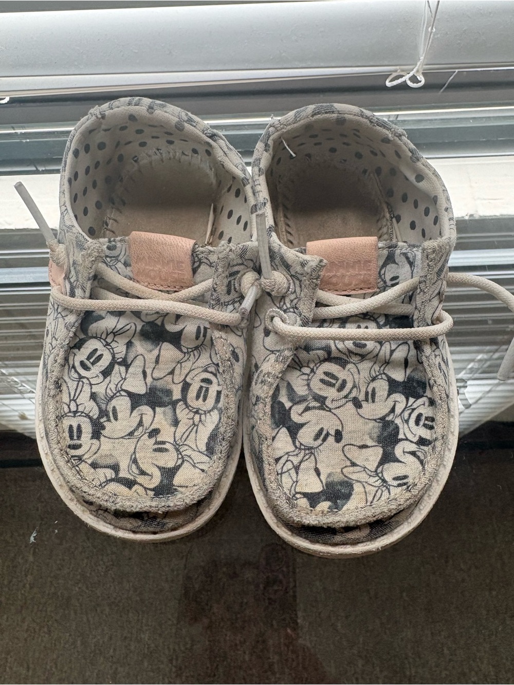 Hey Dude Kids Minnie Mouse Canvas Shoes - Cream/Black